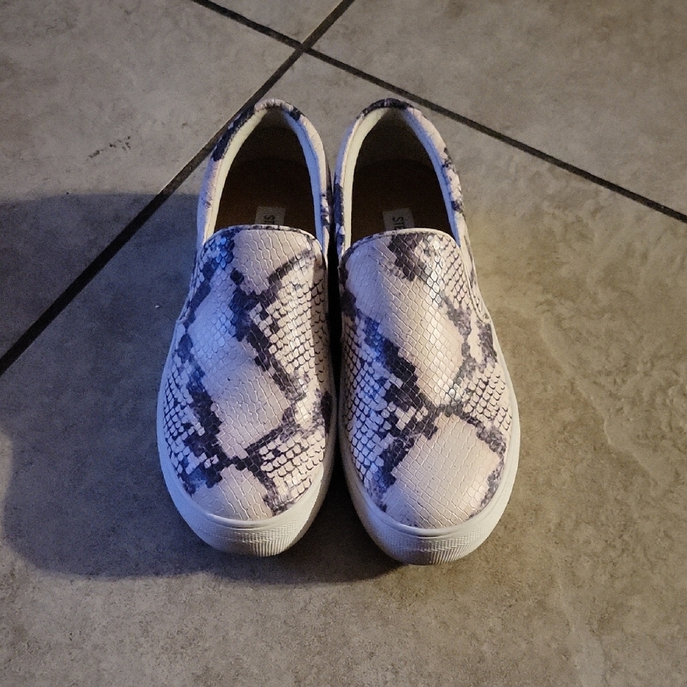 Steve Madden Python Pattern Slip-Ons - Picture 5 of 7